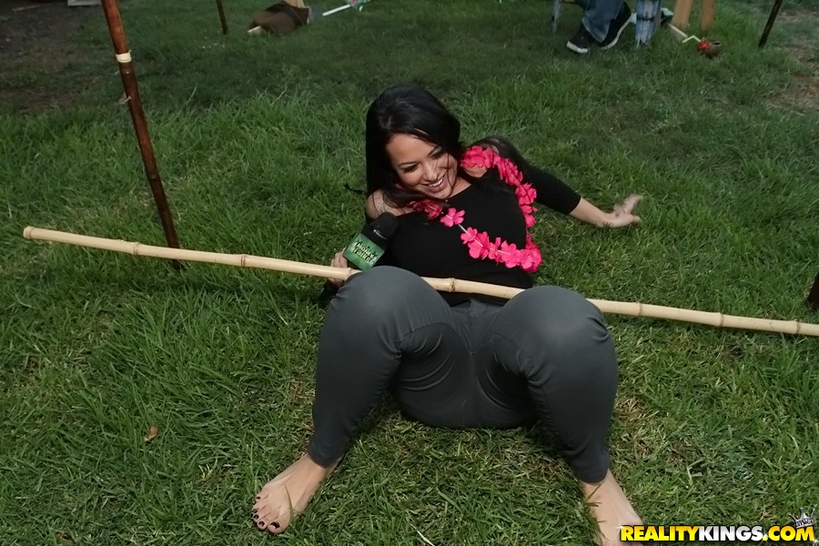 busty addison grey gets involved in sexy limbo competition outdoor