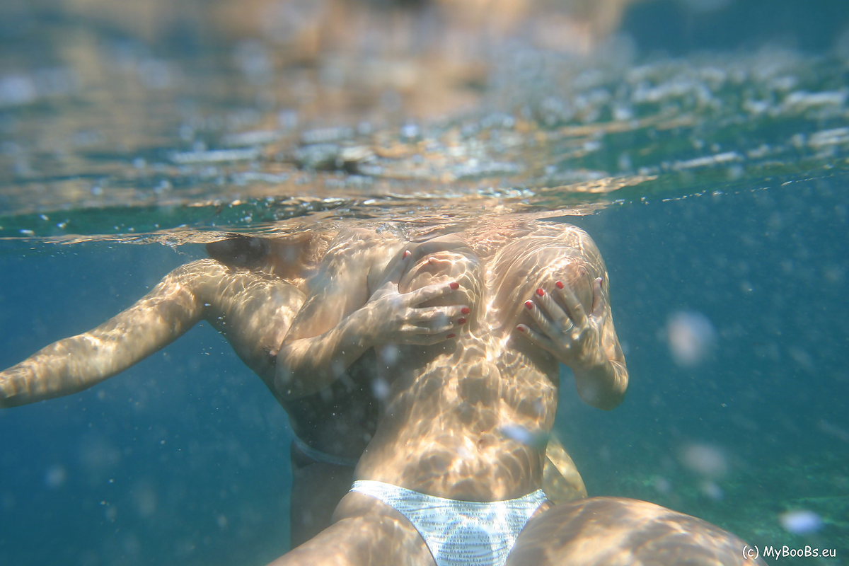busty polish women aneta buena & kora kryk swim topless underwater